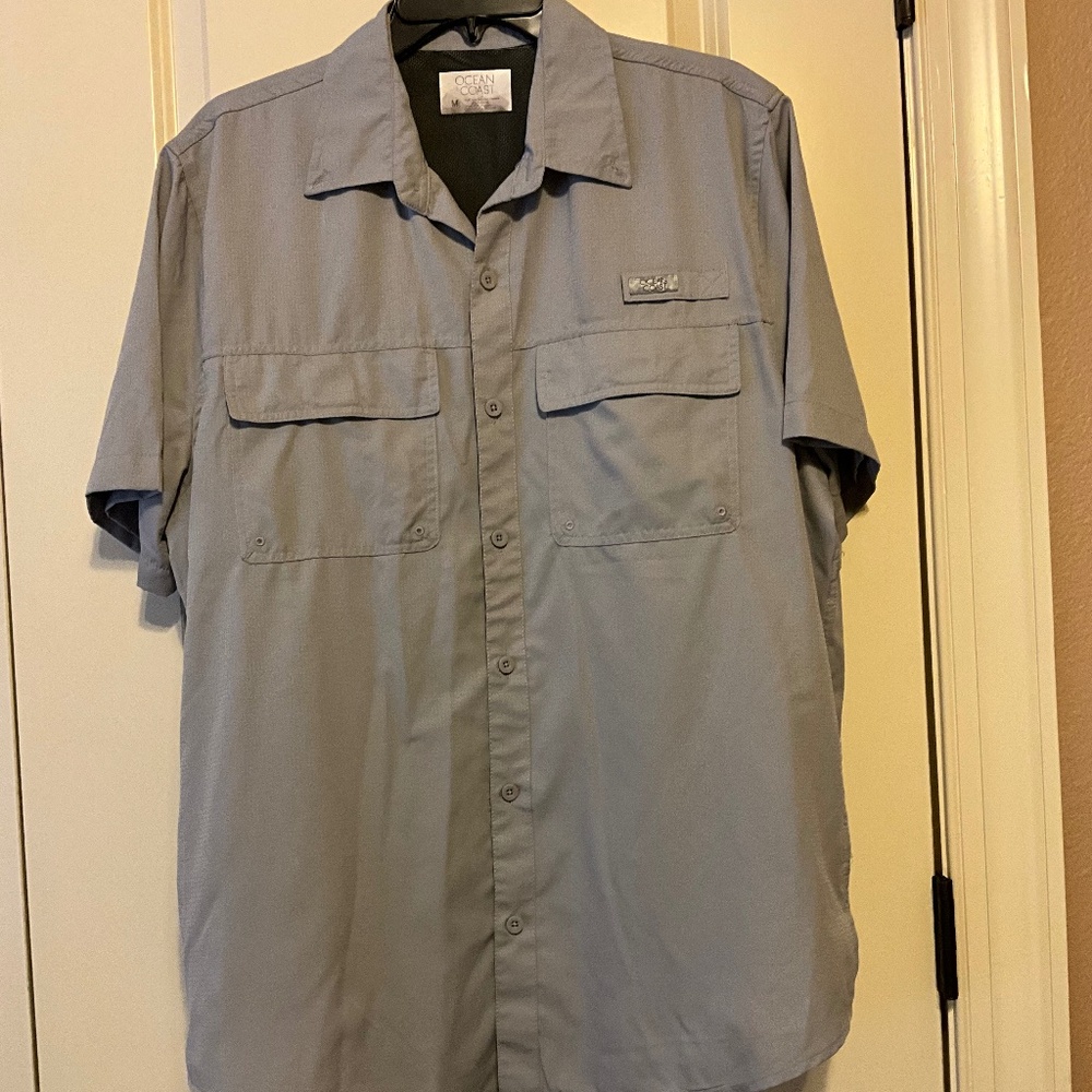 Ocean Coast Fishing Shirt Mens size Medium - Light Gray